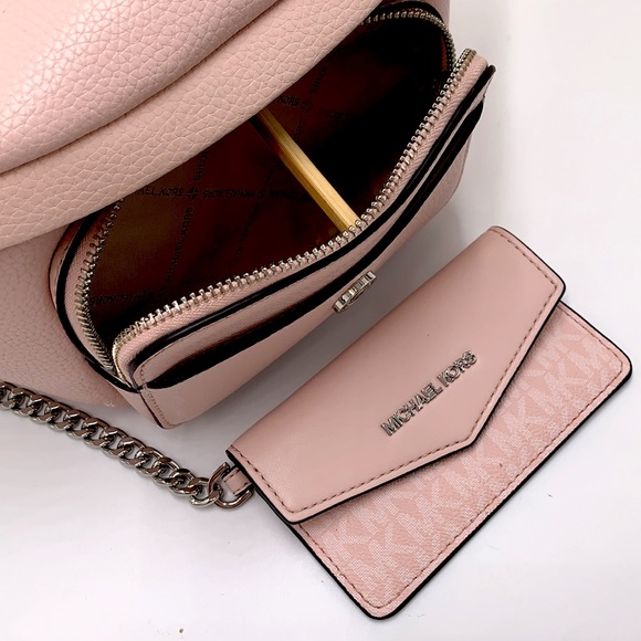 MICHAEL KORS
Maisie Large Pebbled Leather 2-in-1 Waistpack Fannypack Crossbody - Picture 7 of 16